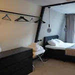 Haarlem Apart Hotel 3*