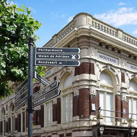 Haarlem Apart Hotel 3* 하를렘