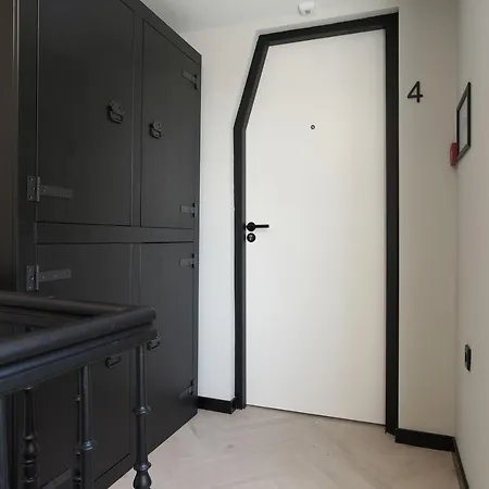 Apart-hotel Haarlem Apart Hotel 3*