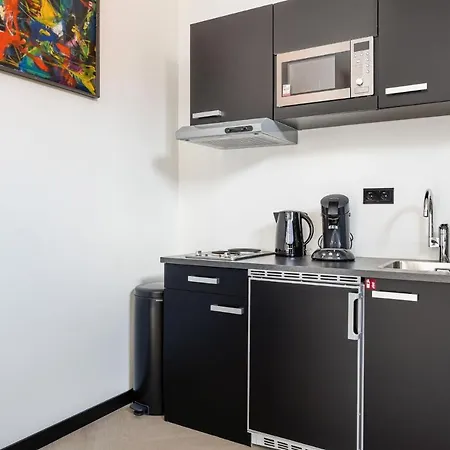 Haarlem Apart Hotel 3*