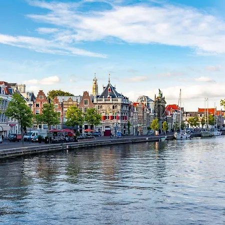 Haarlem Apart Hotel 3* 하를렘