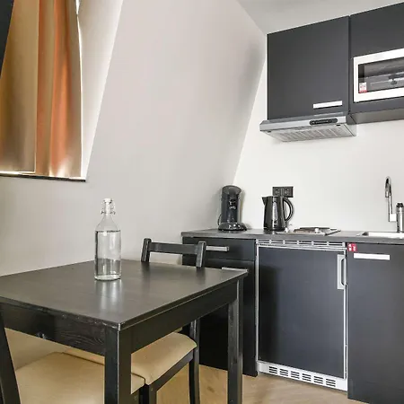 アパートホテル Haarlem Apart Hotel 3*
