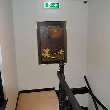 Haarlem Apart Hotel 3*
