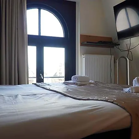 Haarlem Apart Hotel 3*